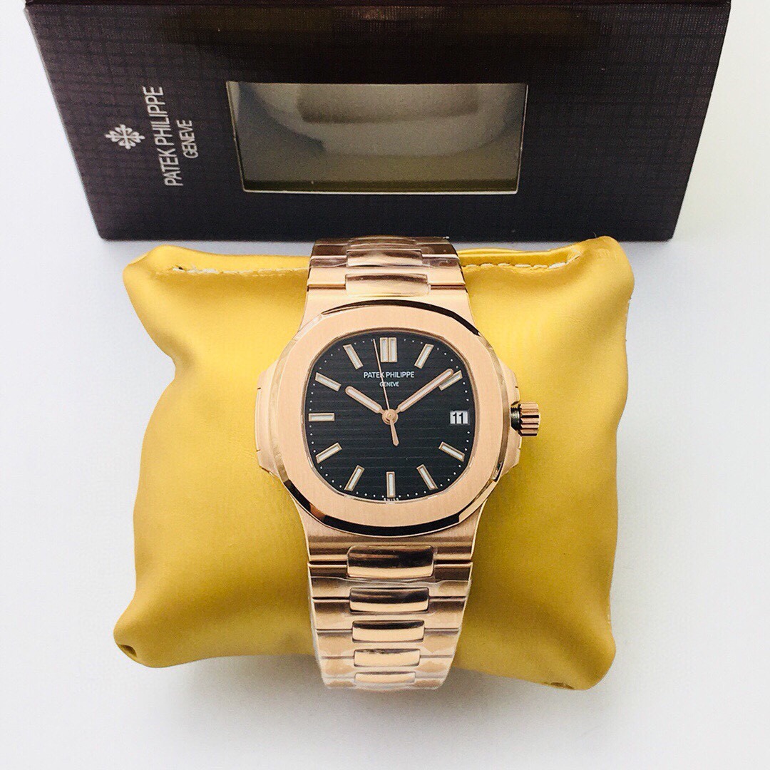 Patek Philippe Nautilus 40 mm Watch – IW-2621