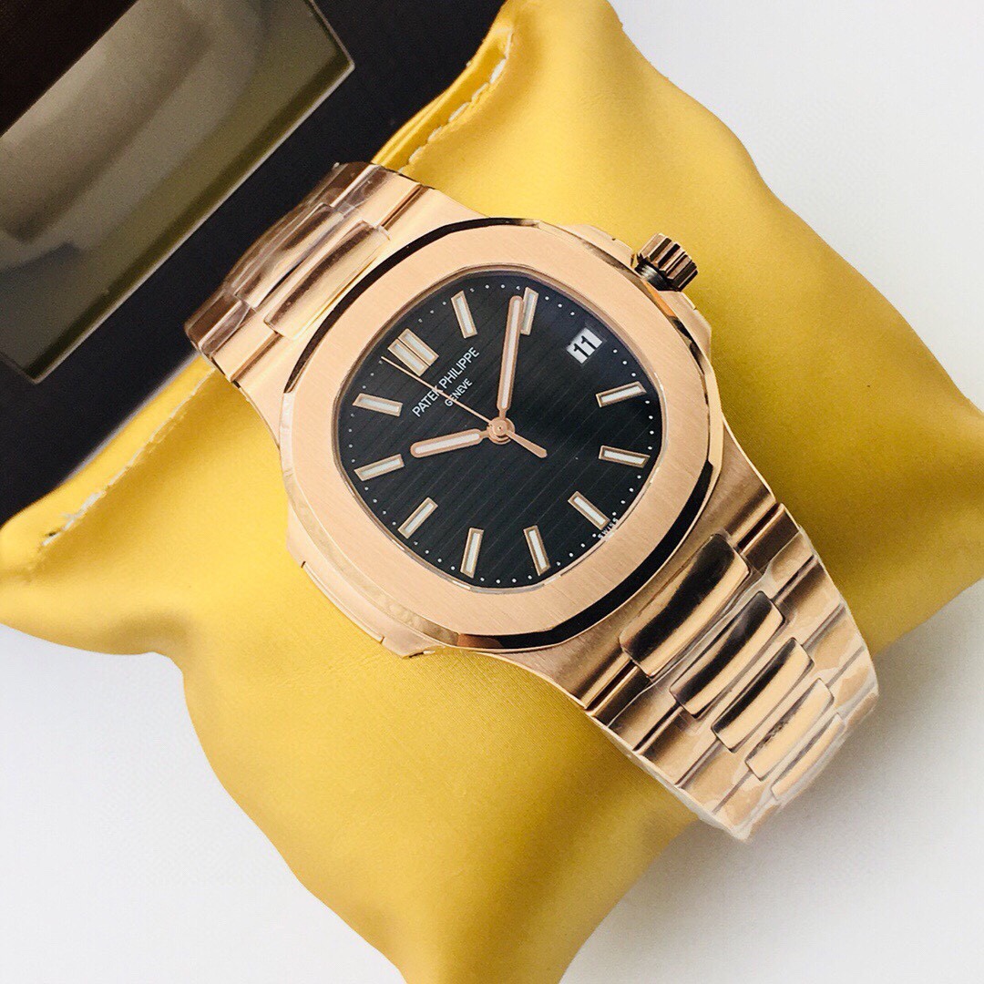 Patek Philippe Nautilus 40 mm Watch – IW-2621 - Image 2