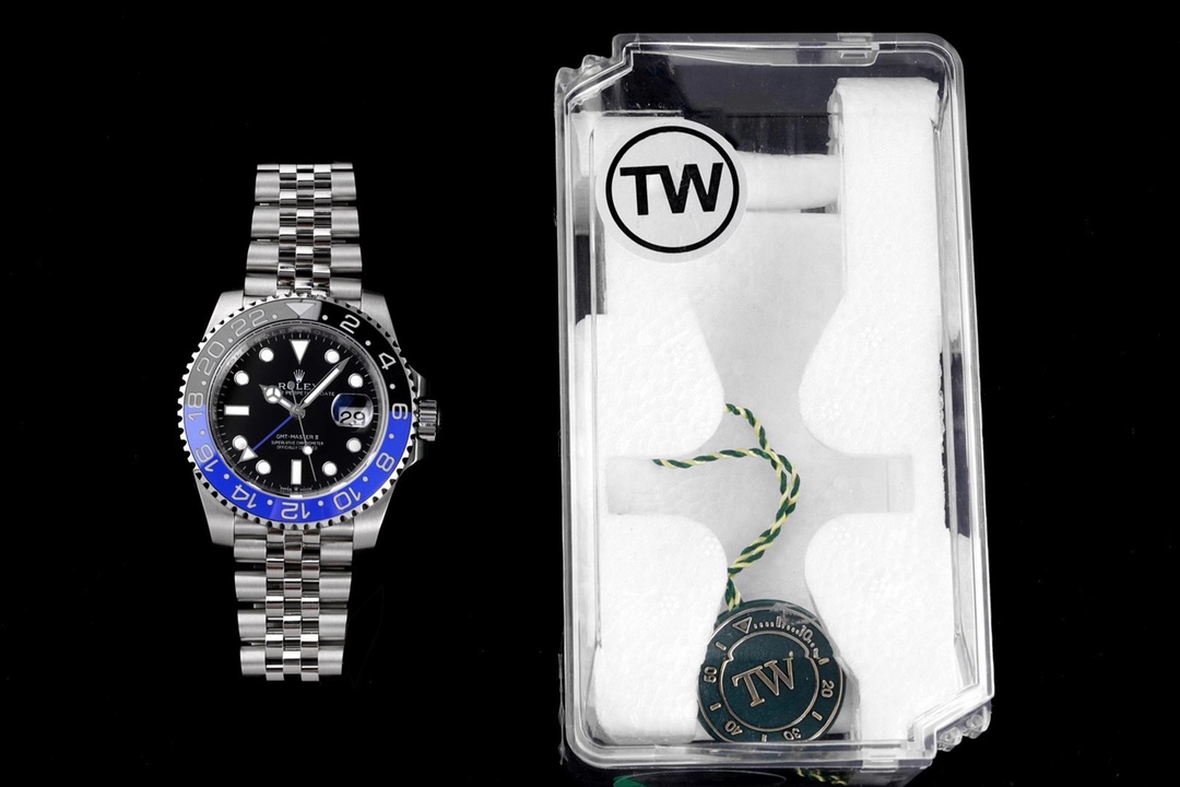 Rolex GMT-Master II Red and Blue Bezel Watch – IW-0186 - Image 9