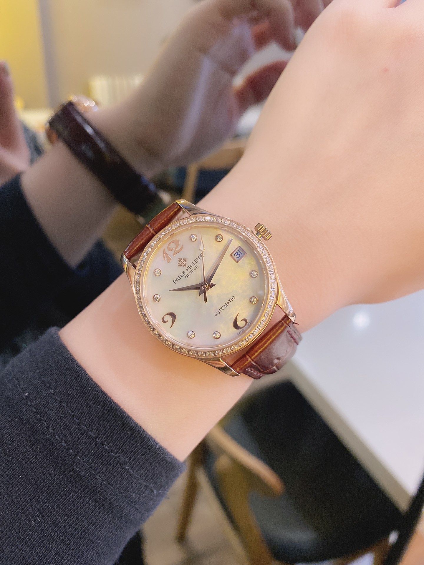 Patek Philippe Classic Watch – IW-2699 - Image 6