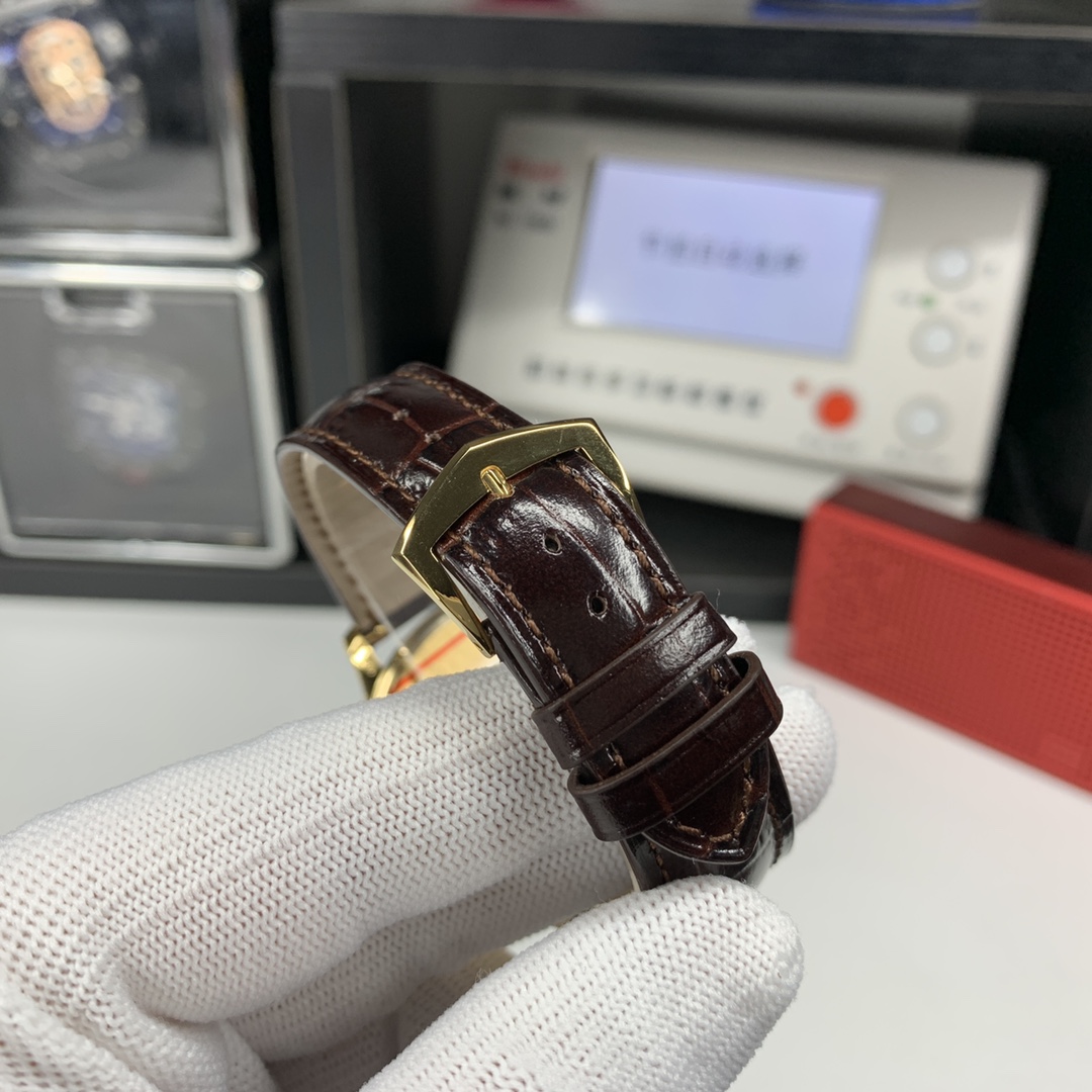 Patek Philippe Classic 39 mm Watch – IW-2452 - Image 9