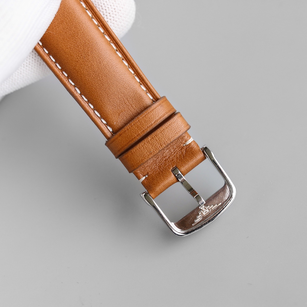 Longines Classic Luminous 40 mm Watch – IW-0801 - Image 9