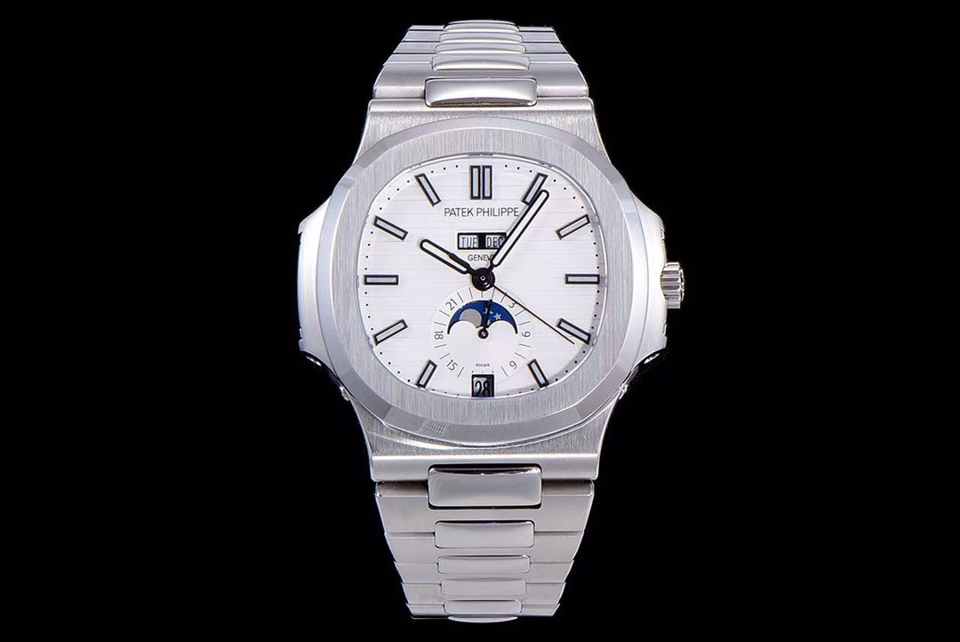 Patek Philippe Nautilus Watch – IW-2694