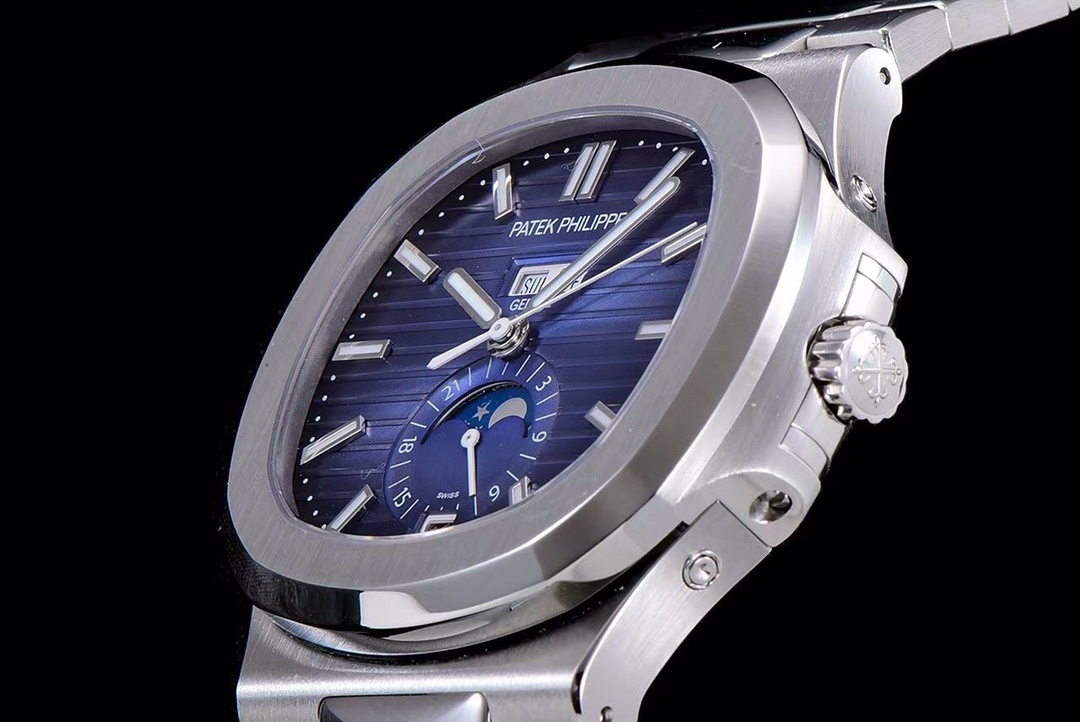 Patek Philippe Nautilus Watch – IW-2692 - Image 6