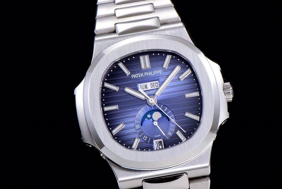 Patek Philippe Nautilus Watch – IW-2692 - Image 2