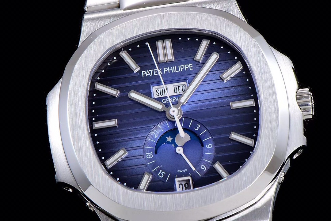 Patek Philippe Nautilus Watch – IW-2692 - Image 5
