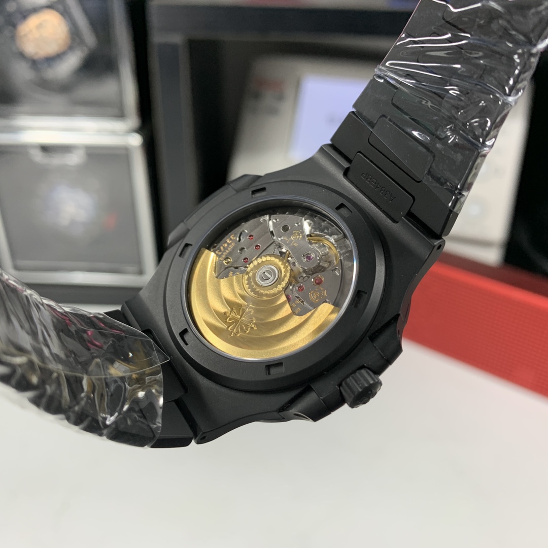 Patek Philippe Nautilus 40 mm Watch – IW-2519 - Image 7