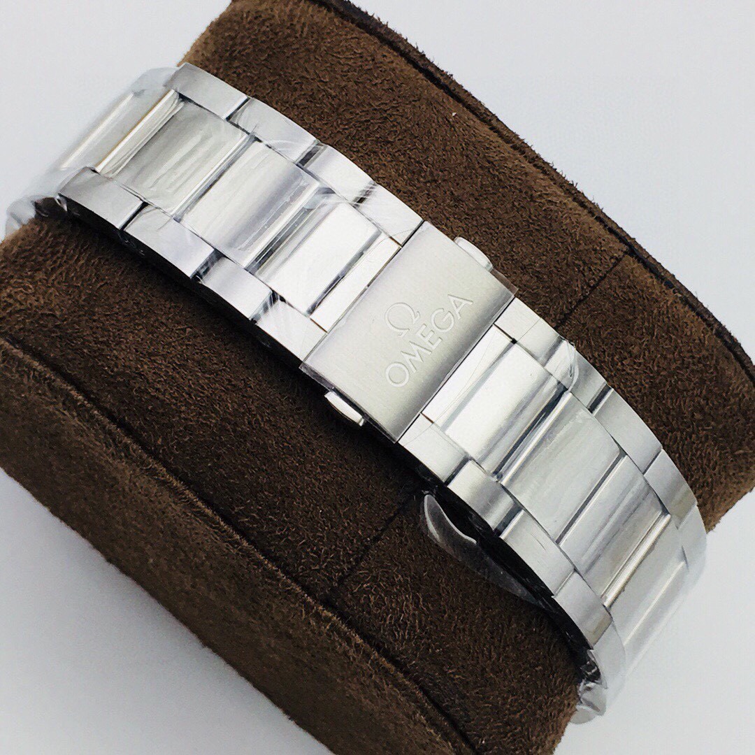Omega Seamaster 43 mm Watch – IW-1486 - Image 9