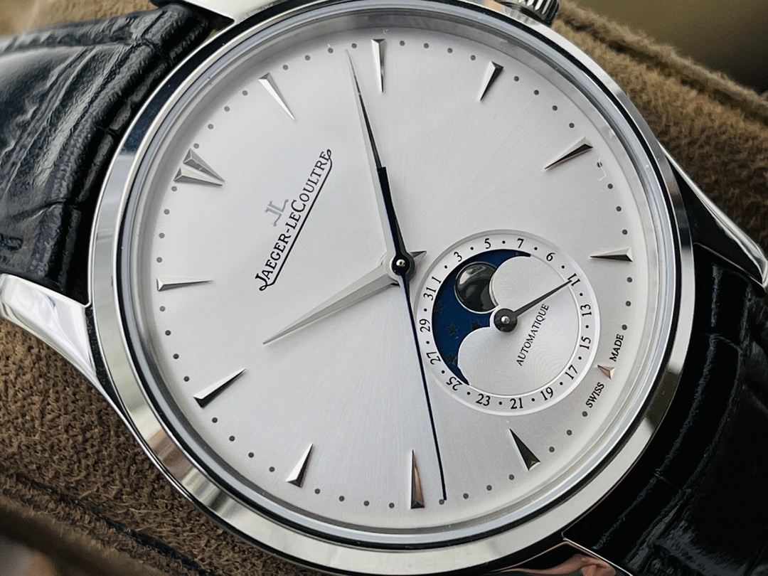 Jaeger-LeCoultre Master Control Moonphase 39 mm Watch – IW-0503 - Image 4