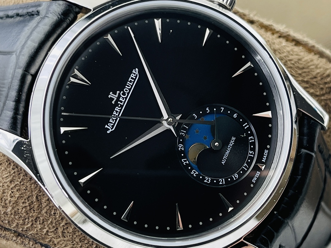 Jaeger-LeCoultre Master Control Moonphase 39 mm Watch – IW-0502 - Image 4