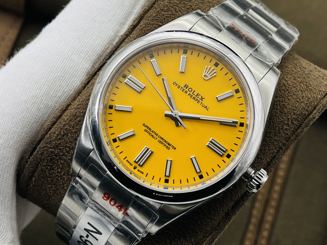 Rolex Oyster Perpetual Ice Blue Luminous 41 mm Watch – IW-0157 - Image 3