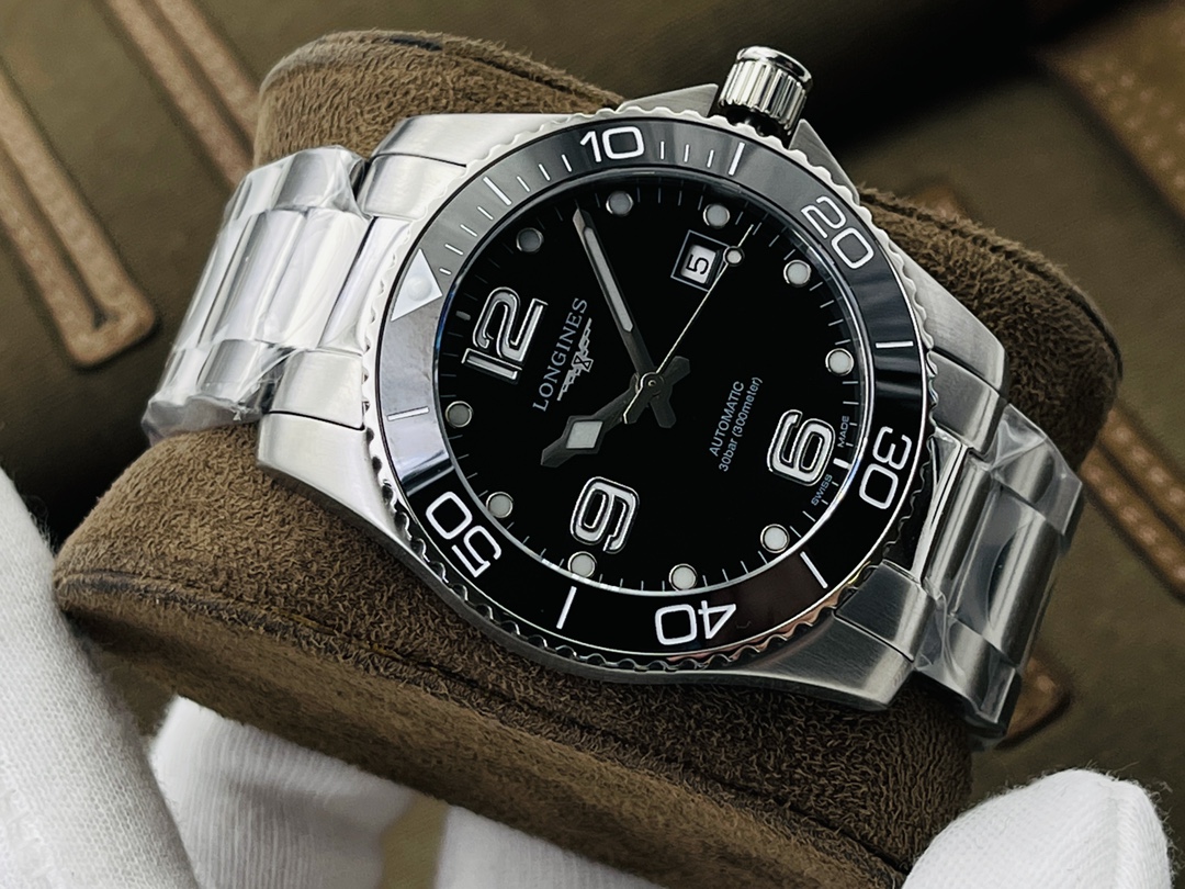 Longines Classic 41 mm Watch – IW-0759 - Image 2