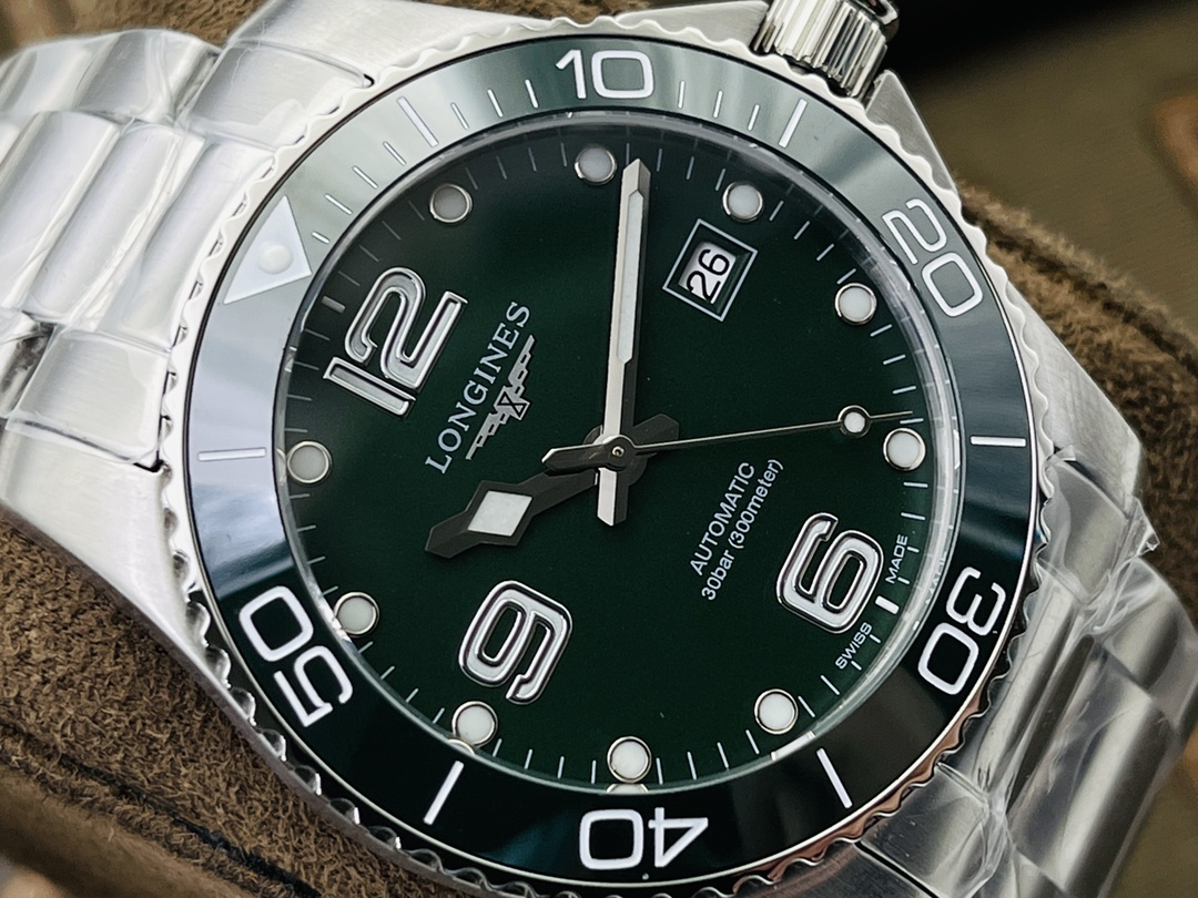 Longines Classic 41 mm Watch – IW-0757 - Image 4