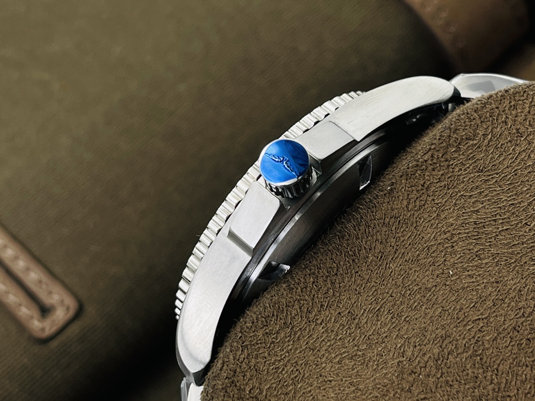 Longines Classic 41 mm Watch – IW-0757 - Image 5