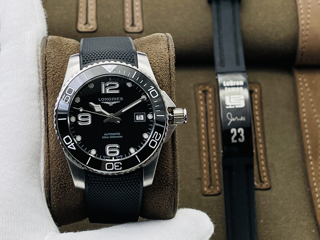 Longines Classic 41 mm Watch – IW-0756