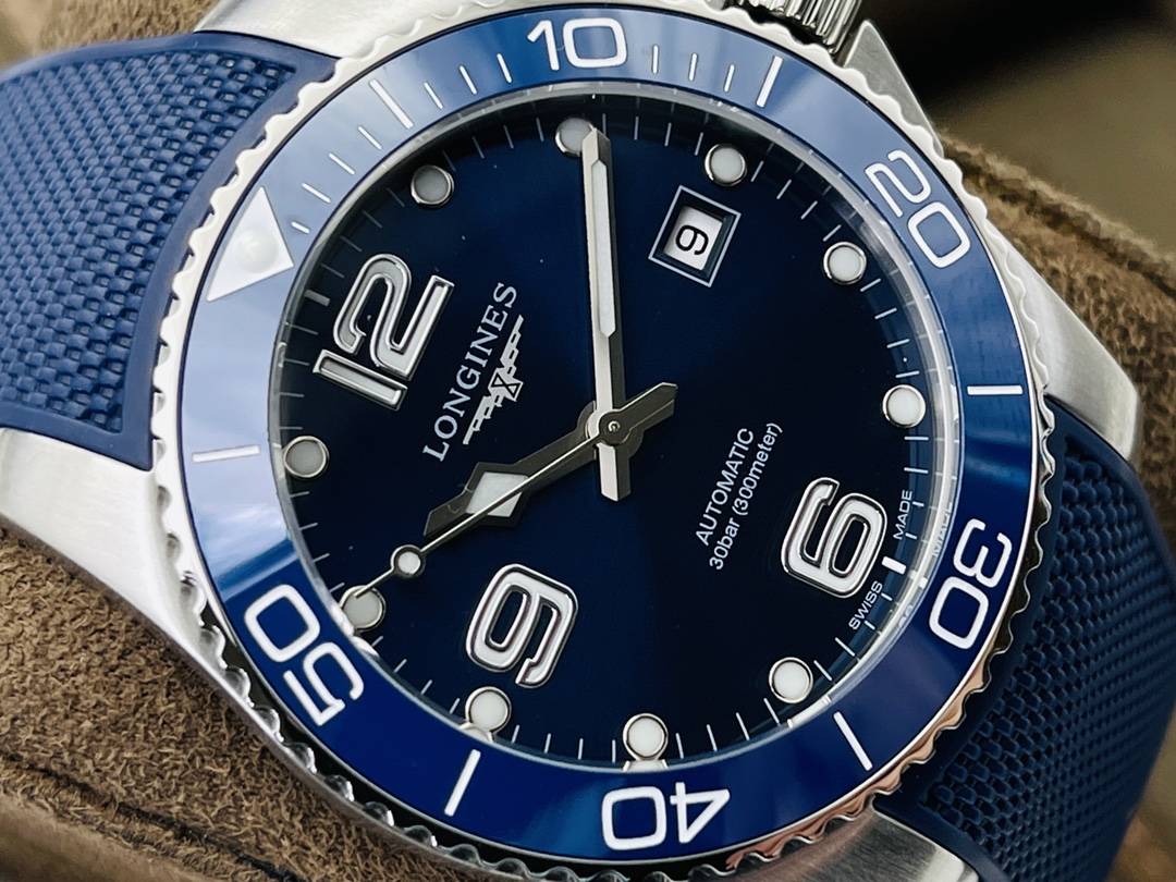 Longines Classic 41 mm Watch – IW-0755 - Image 4