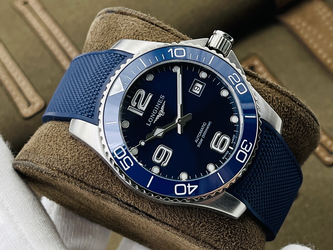 Longines Classic 41 mm Watch – IW-0755 - Image 2