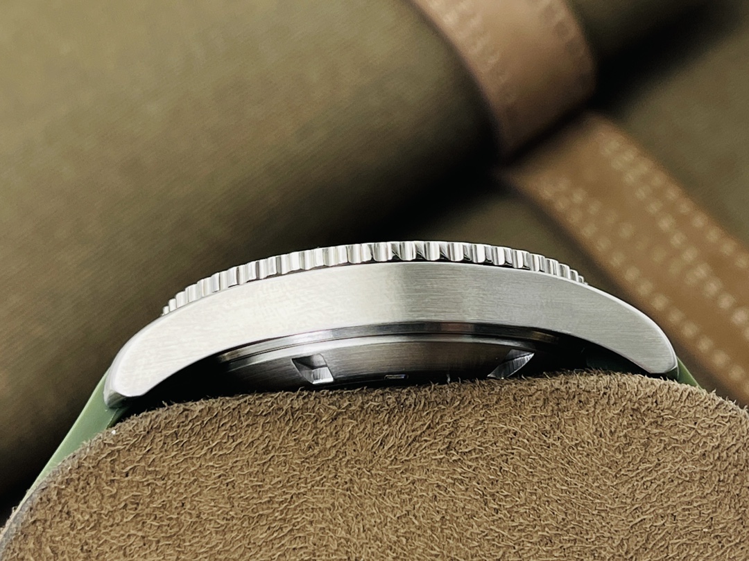 Longines Classic 41 mm Watch – IW-0754 - Image 6
