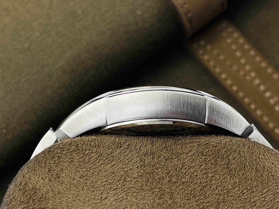 Omega Classic 41 mm Watch – IW-1478 - Image 6