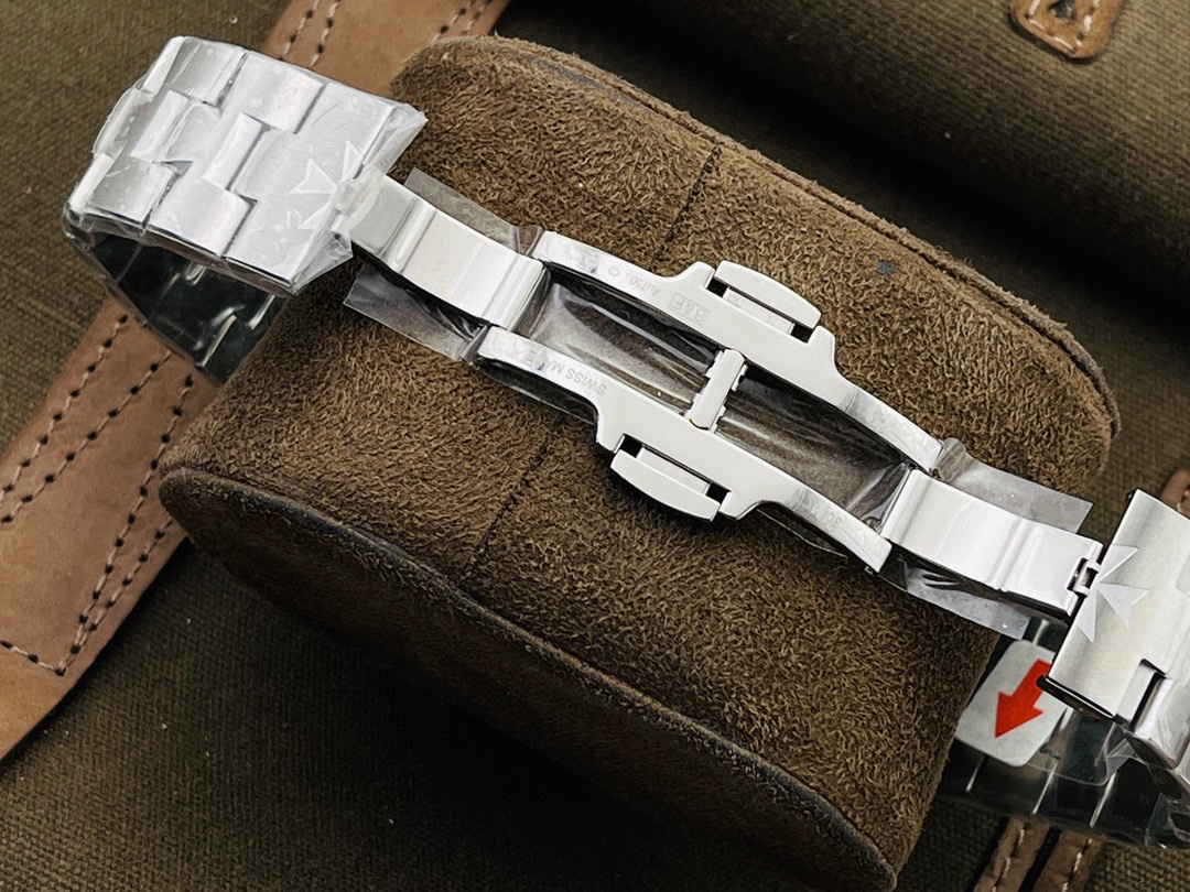 Overseas 40 mm Watch – IW-1163 - Image 8