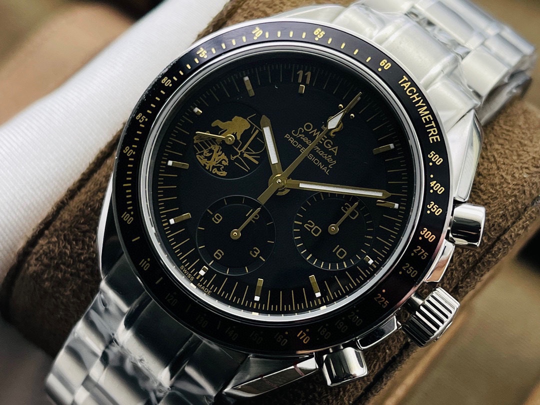 Omega Speedmaster Chronograph 40 mm Watch – IW-1455 - Image 3