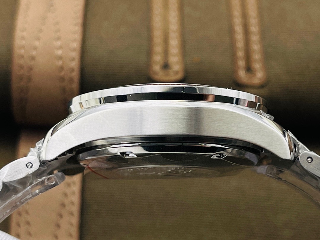Omega Speedmaster Chronograph 40 mm Watch – IW-1456 - Image 6