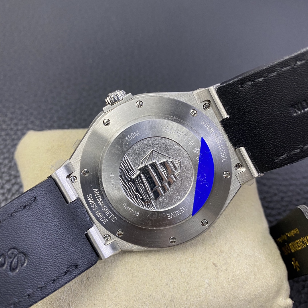 Vacheron Constantin Overseas Luminous 42 mm Watch – IW-0988 - Image 8