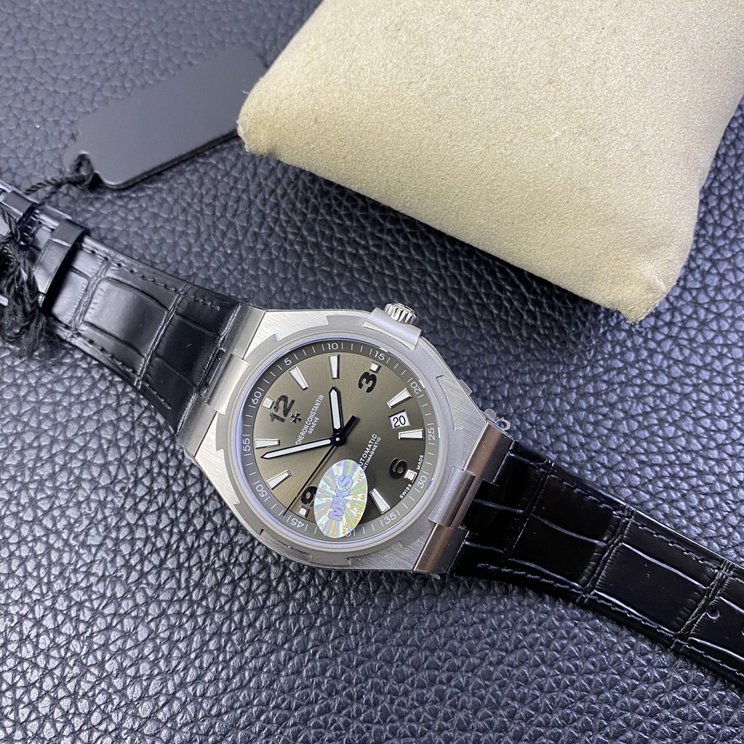 Vacheron Constantin Overseas Luminous 42 mm Watch – IW-0988 - Image 7