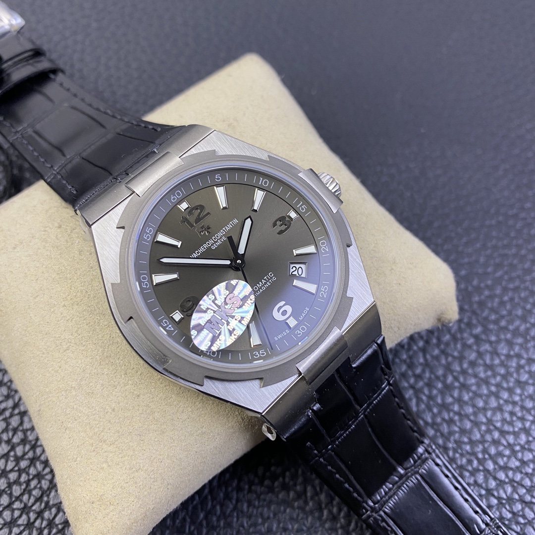 Vacheron Constantin Overseas Luminous 42 mm Watch – IW-0988 - Image 2