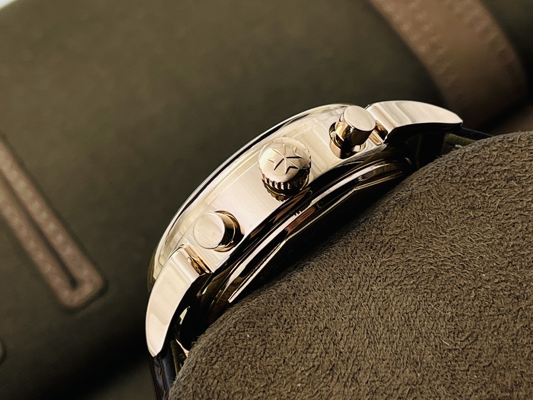 Vacheron Constantin Classic Chronograph 41 mm Watch – IW-1073 - Image 5