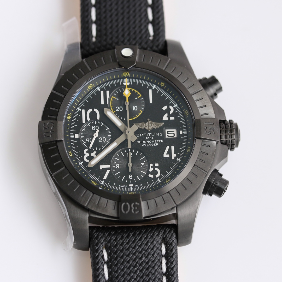 Classic Chronograph 46 mm Watch – IW-2173