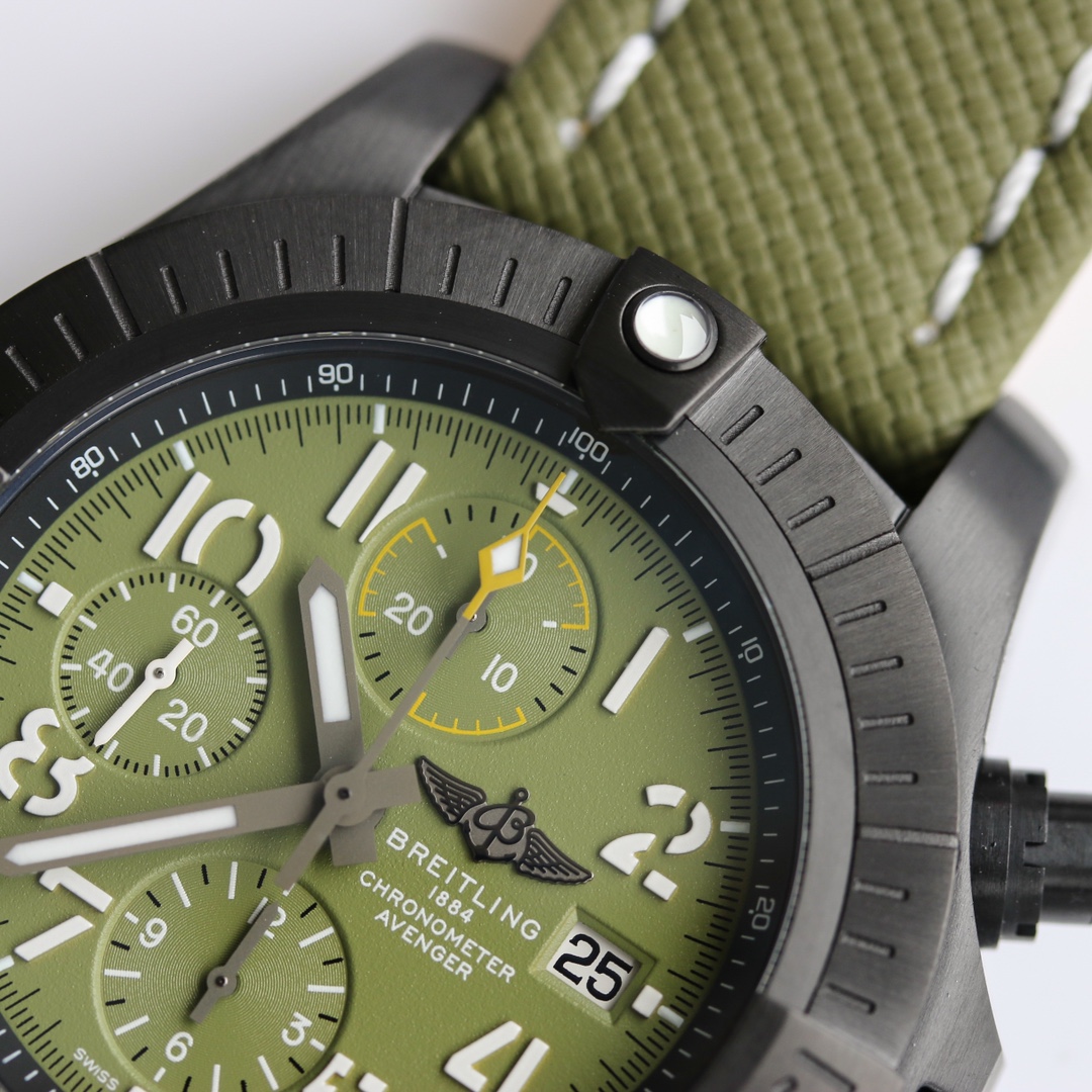 Classic Chronograph 46 mm Watch – IW-2172 - Image 4