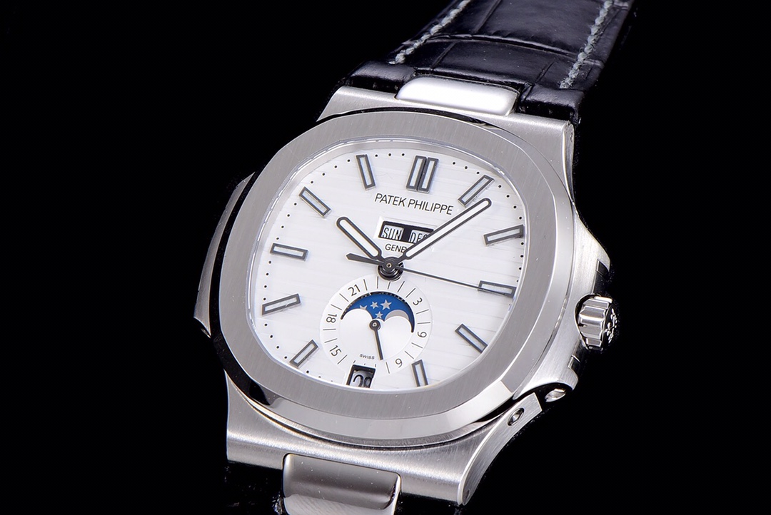 Patek Philippe Nautilus Watch – IW-2614 - Image 2