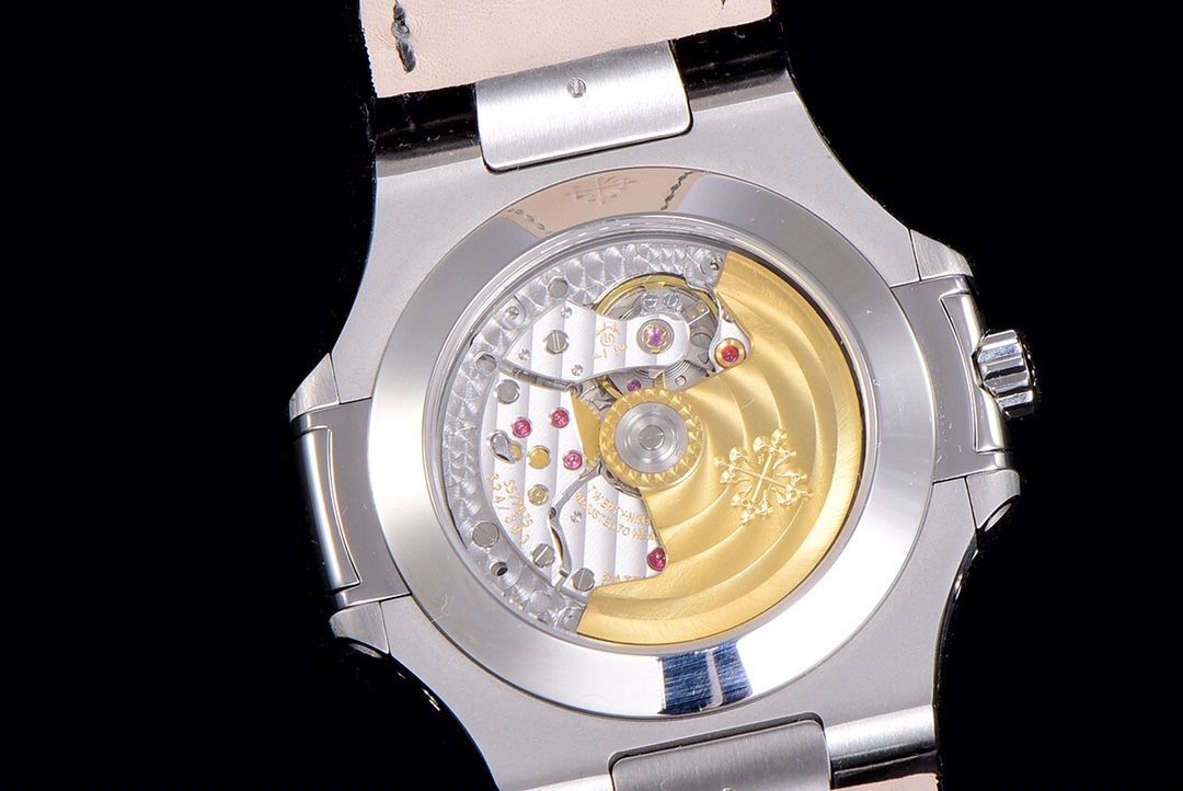 Patek Philippe Nautilus Watch – IW-2696 - Image 7