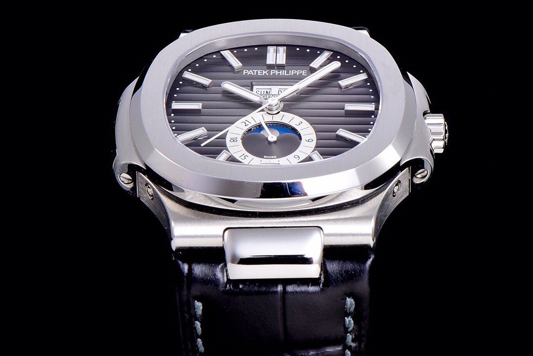 Patek Philippe Nautilus Watch – IW-2696 - Image 2