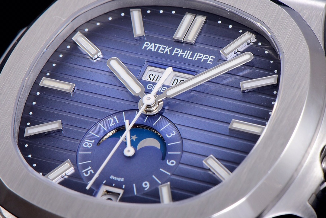 Patek Philippe Nautilus Watch – IW-2695 - Image 4