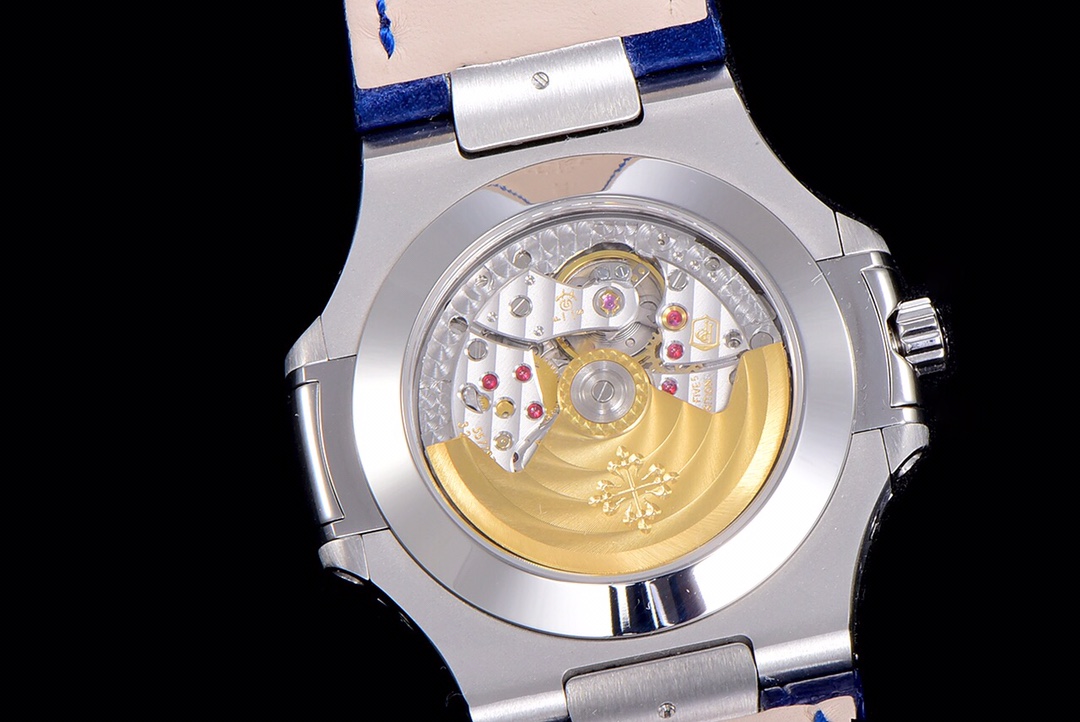 Patek Philippe Nautilus Watch – IW-2695 - Image 8