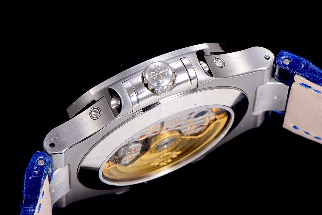 Patek Philippe Nautilus Watch – IW-2695 - Image 7