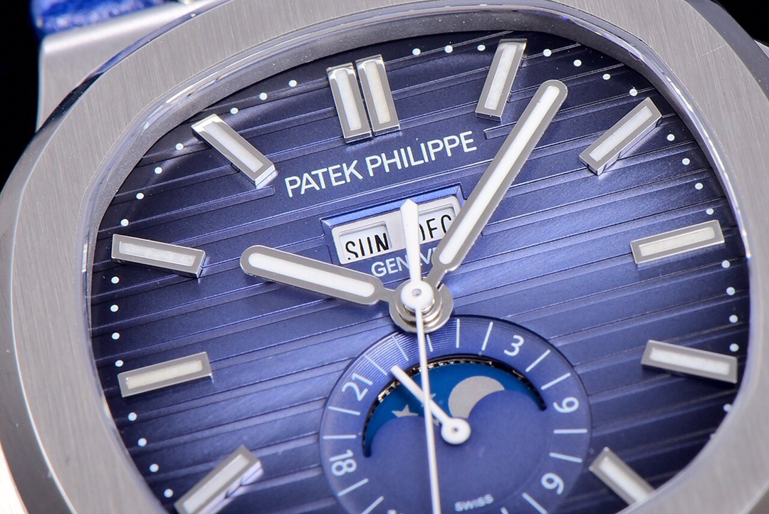Patek Philippe Nautilus Watch – IW-2695 - Image 5