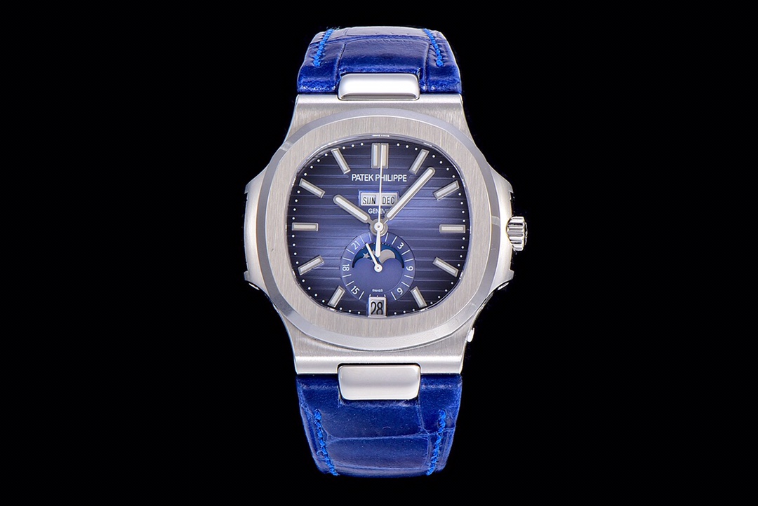 Patek Philippe Nautilus Watch – IW-2695