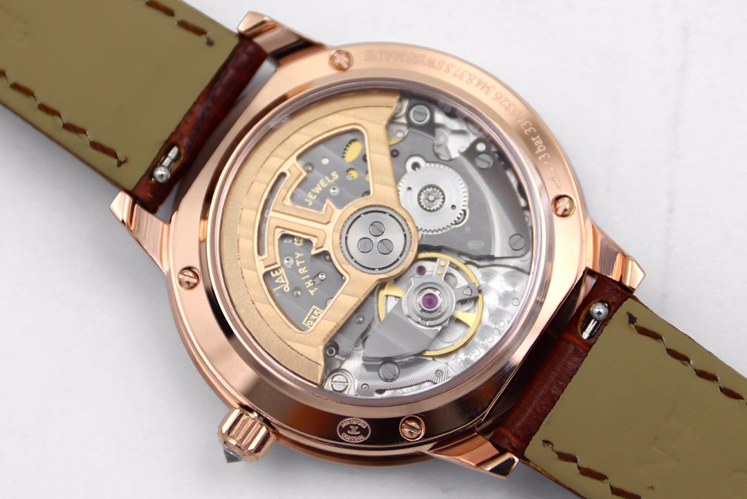 Jaeger-LeCoultre Classic Moonphase Watch – IW-0510 - Image 9