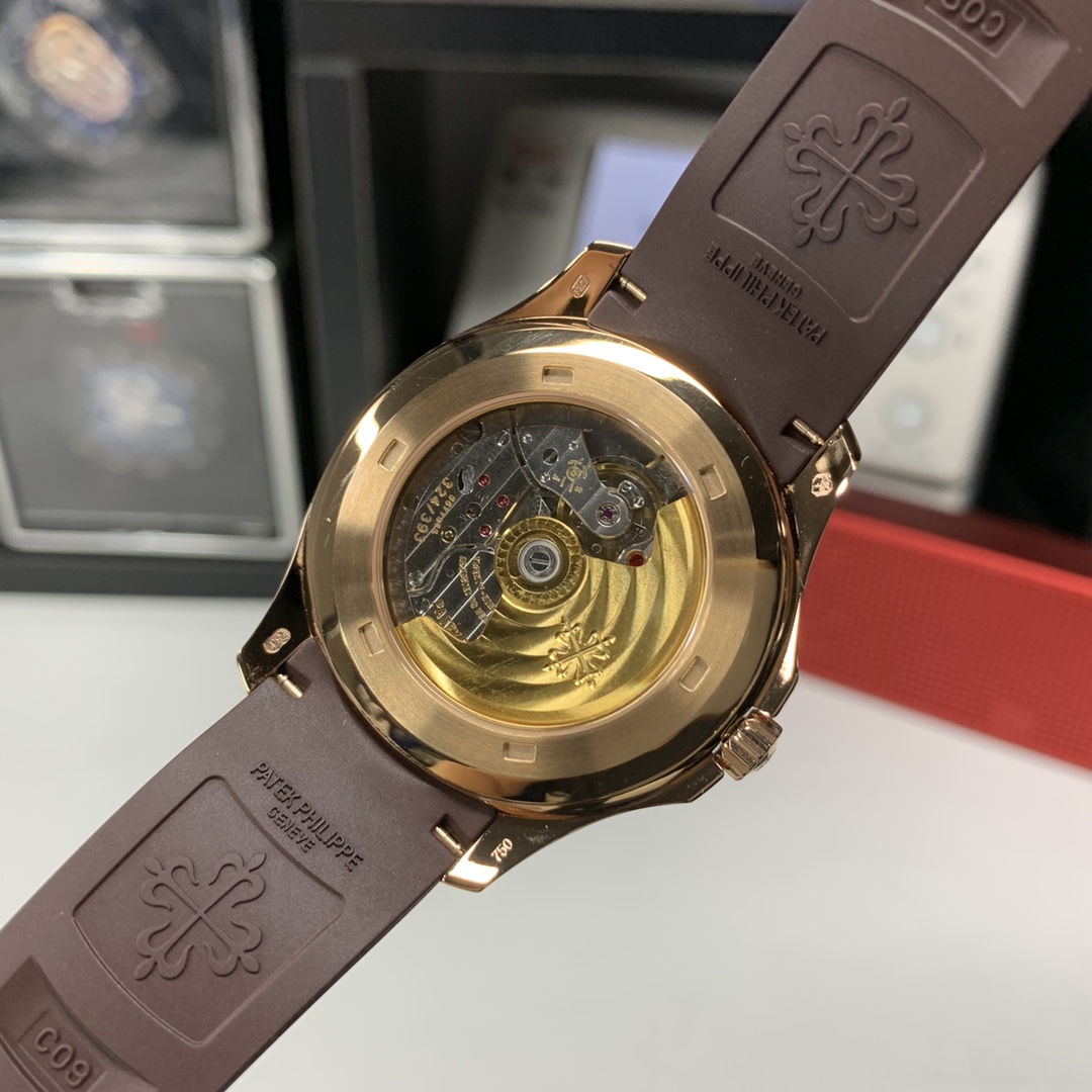 Patek Philippe Explorer 40 mm Watch – IW-2468 - Image 7
