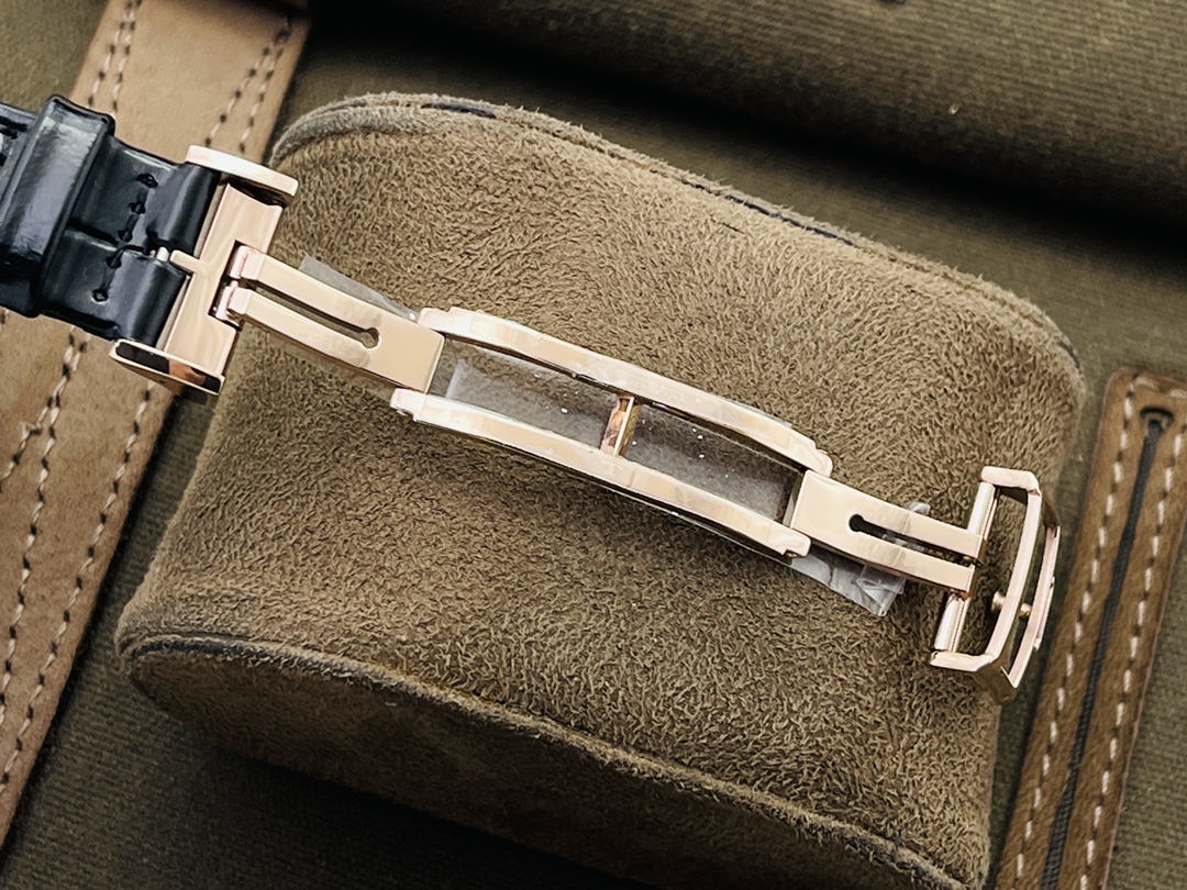 Jaeger-LeCoultre Classic 34 mm Watch – IW-0551 - Image 8