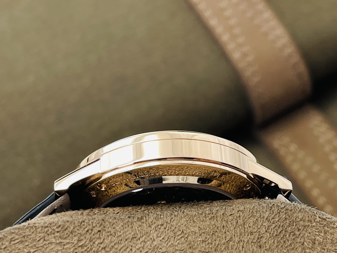 Jaeger-LeCoultre Classic 34 mm Watch – IW-0551 - Image 6