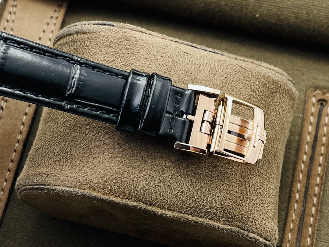Jaeger-LeCoultre Classic 34 mm Watch – IW-0551 - Image 9