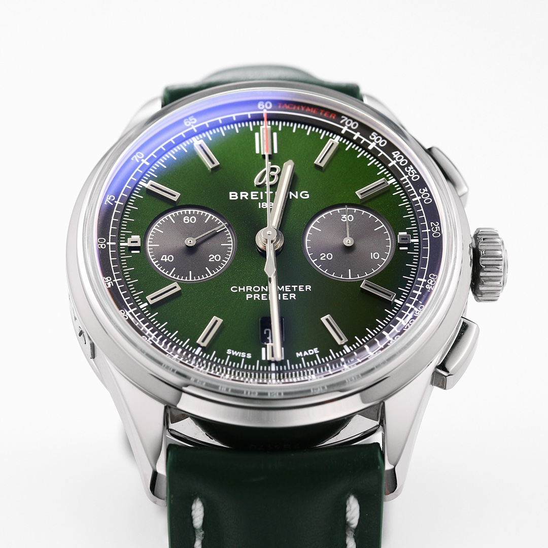Breitling Classic Chronograph 42 mm Watch – IW-2236 - Image 3