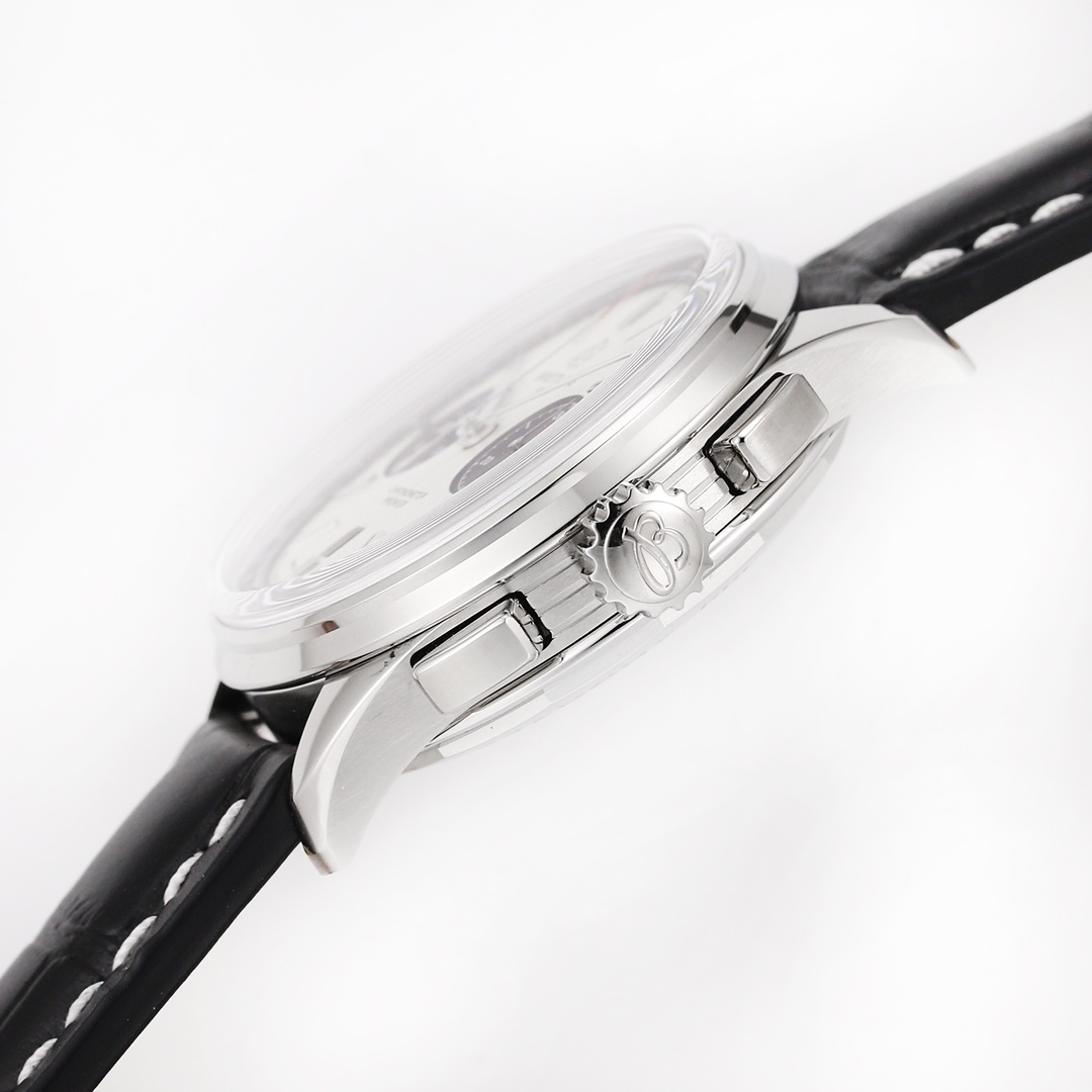 Breitling Classic Chronograph 42 mm Watch – IW-2235 - Image 7