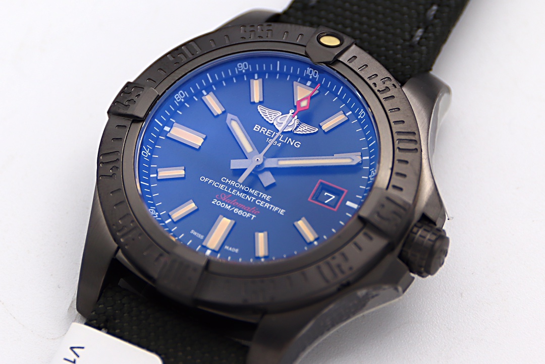 Breitling Classic Luminous 44 mm Watch – IW-0659 - Image 3