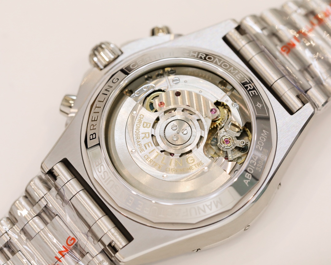 Breitling Classic 42 mm Watch – IW-0657 - Image 8