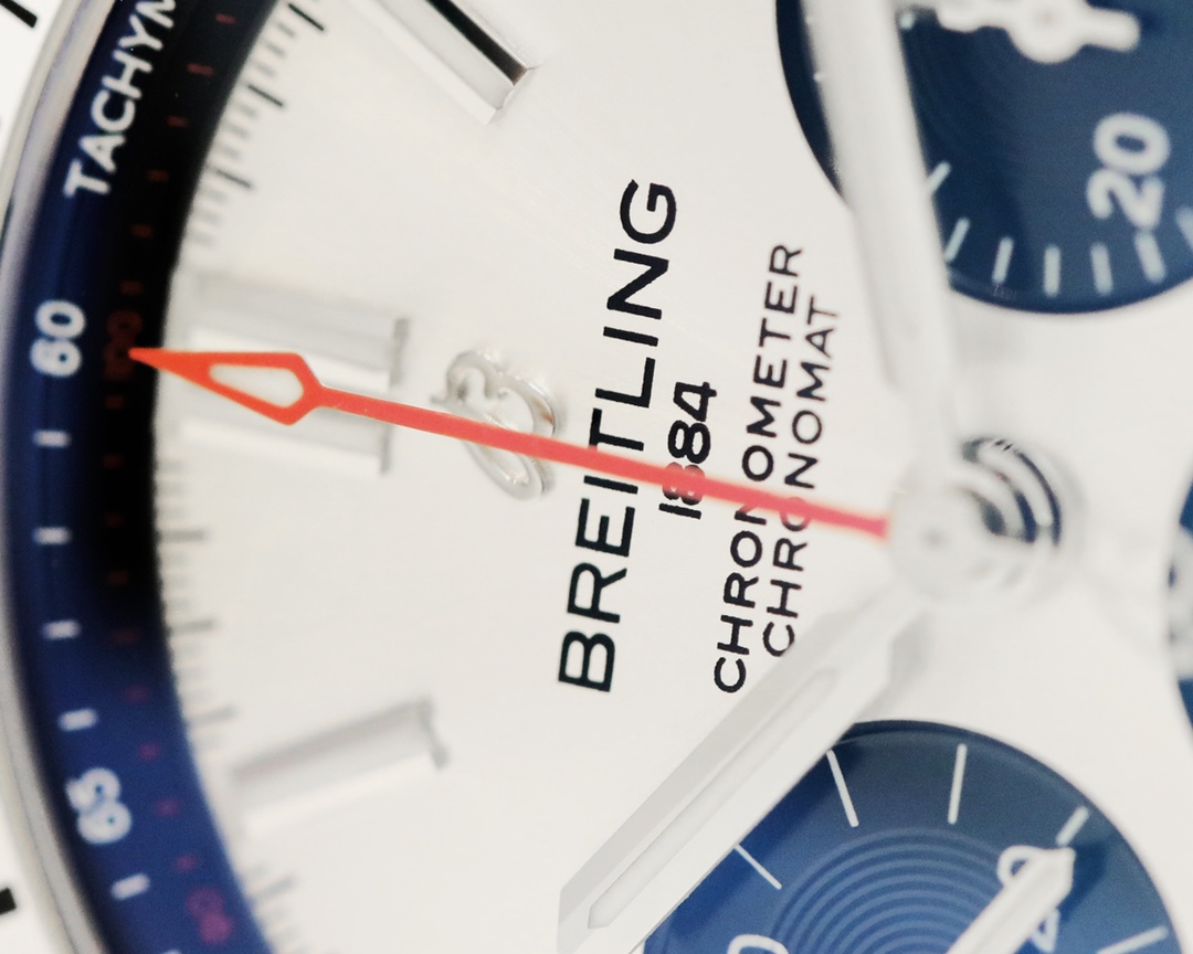 Breitling Classic 42 mm Watch – IW-0657 - Image 6